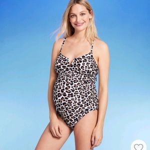 Ingrid and Isabel leopard print maternity swimsuit worn once